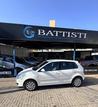 VOLKSWAGEN POLO 1.6 MI 8V FLEX 4P MANUAL VOLKSWAGEN POLO 1.6 MI 8V FLEX 4P MANUAL